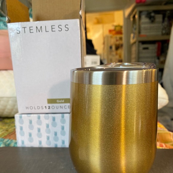 Stemless IceShaker Gold Cup - Picture 6 of 6